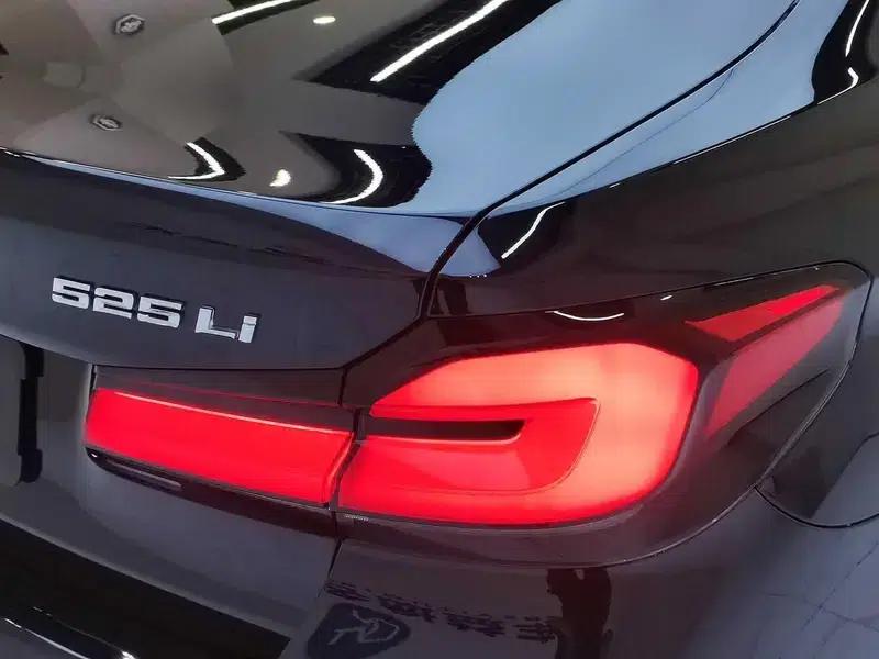 BMW 5 Series 2022 Facelift 525Li M Sport Package — миниатюра 7