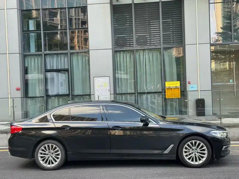 BMW 5 Series 2020 530Li Luxury Package — миниатюра 5