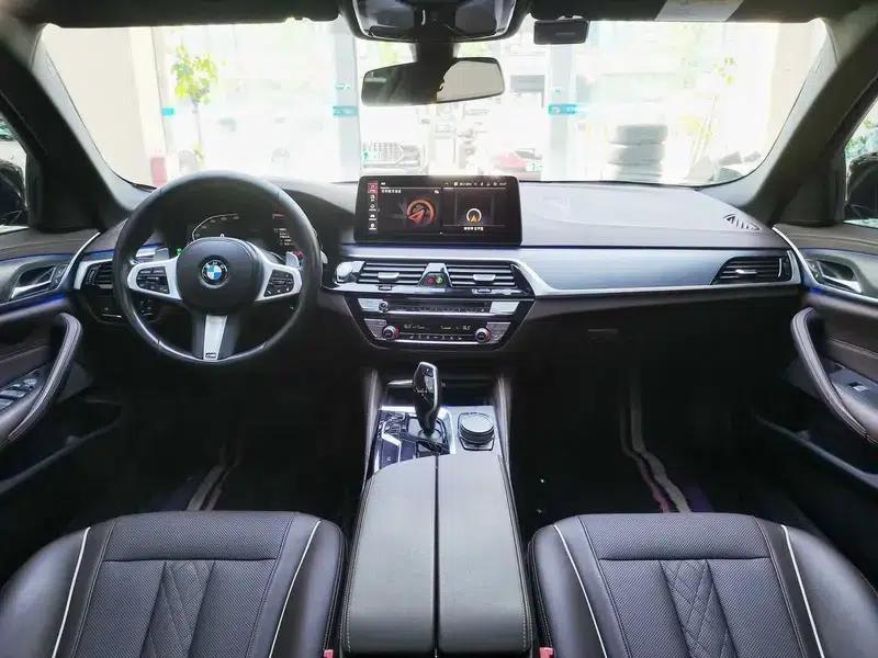 2021 BMW 5 Series Facelift 530Li xDrive M Sport Package — миниатюра 11