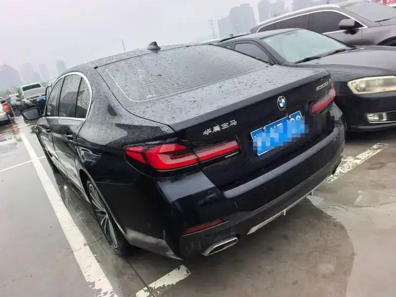 2021 BMW 5 Series Facelift 530Li Leading Edition M Sport Package — миниатюра 3