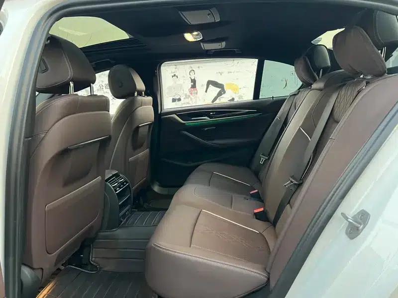 BMW 5 Series 2022 Facelift 525Li M Sport Package — миниатюра 17