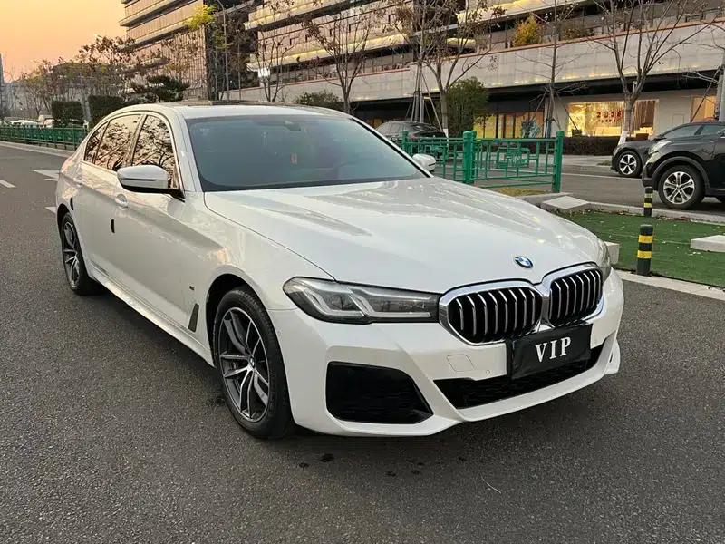 BMW 5 Series 2022 Facelift 525Li M Sport Package — миниатюра 3