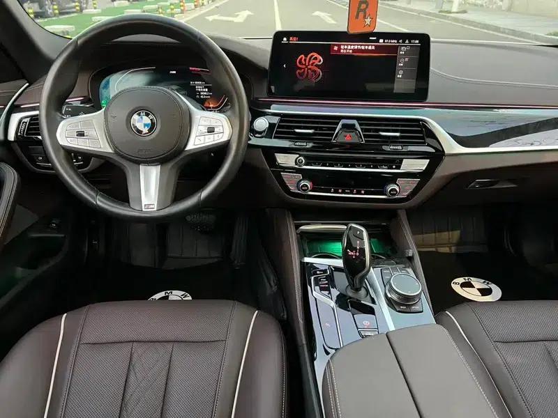 BMW 5 Series 2022 Facelift 525Li M Sport Package — миниатюра 10