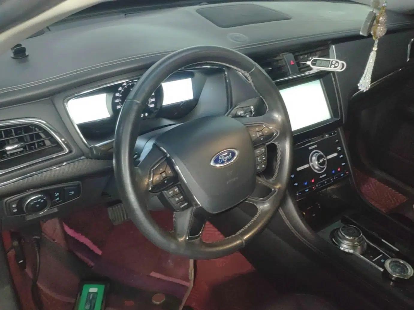 Ford Taurus 2015 EcoBoost 245 Luxury Model — миниатюра 13