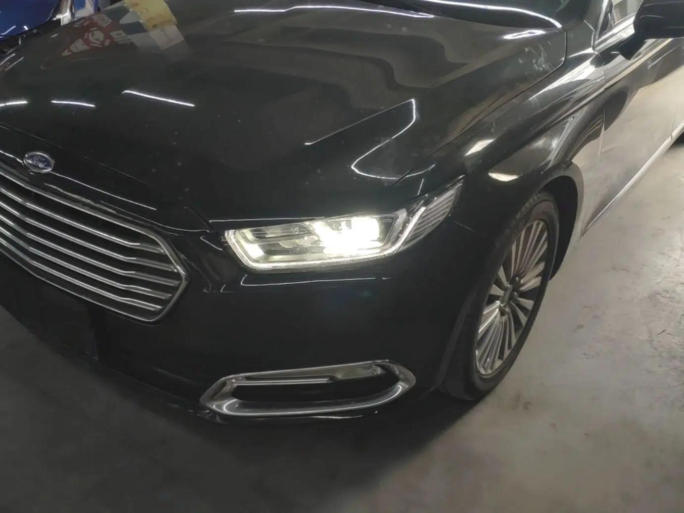 Ford Taurus 2015 EcoBoost 245 Luxury Model — миниатюра 8
