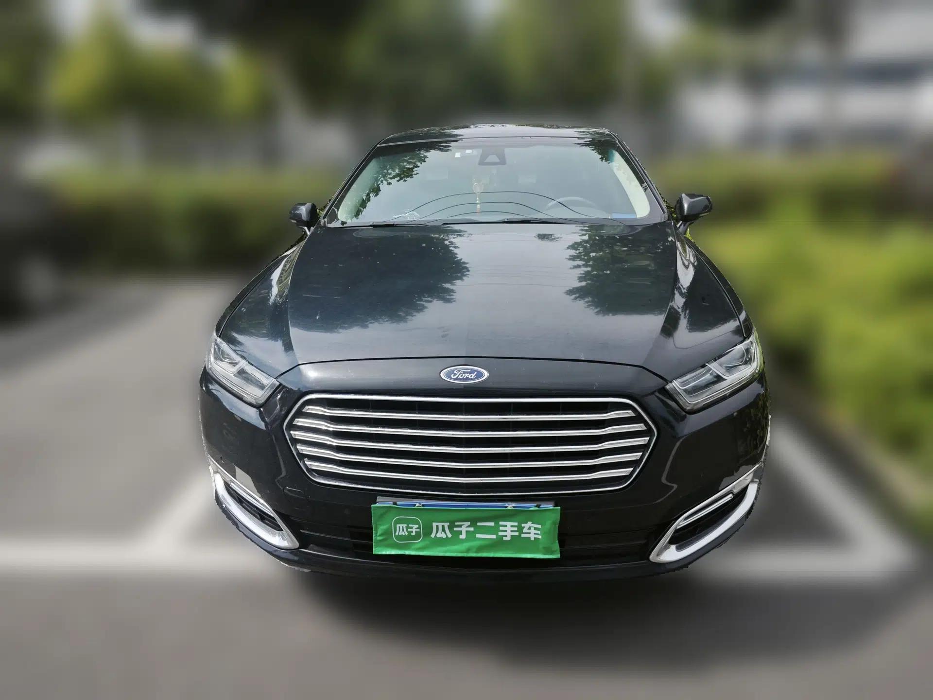 Ford Taurus 2017 EcoBoost 245 Luxury Model — миниатюра 2