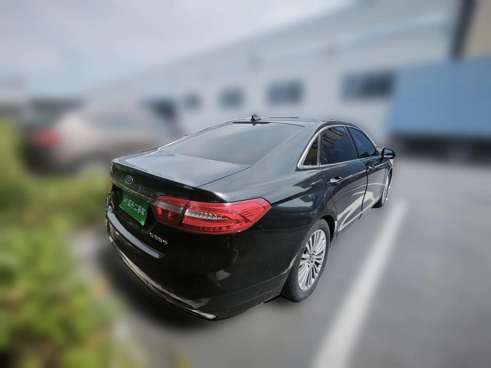 Ford Taurus 2017 EcoBoost 245 Luxury Model — миниатюра 6