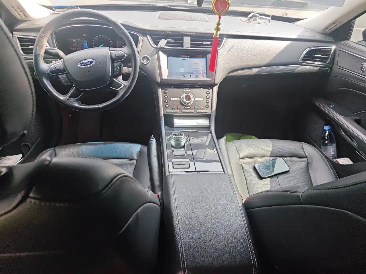 Ford Taurus 2017 EcoBoost 245 Luxury Model — миниатюра 9