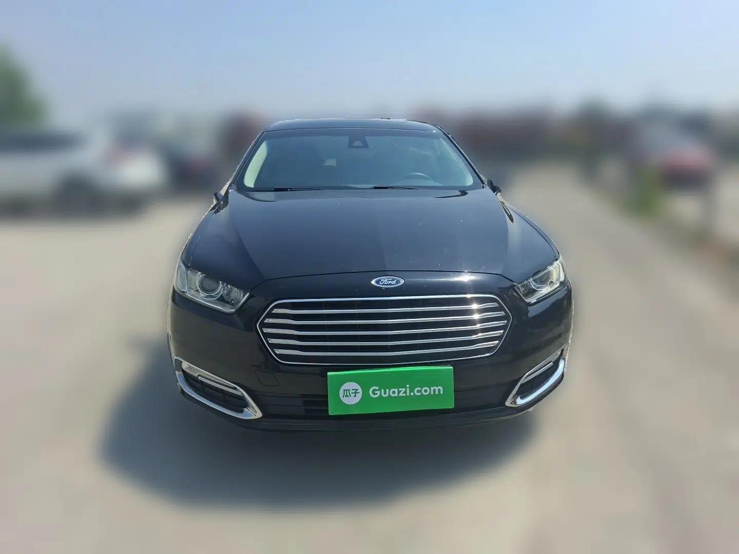 Ford Taurus 2015 EcoBoost 245 Fashion Edition — миниатюра 2
