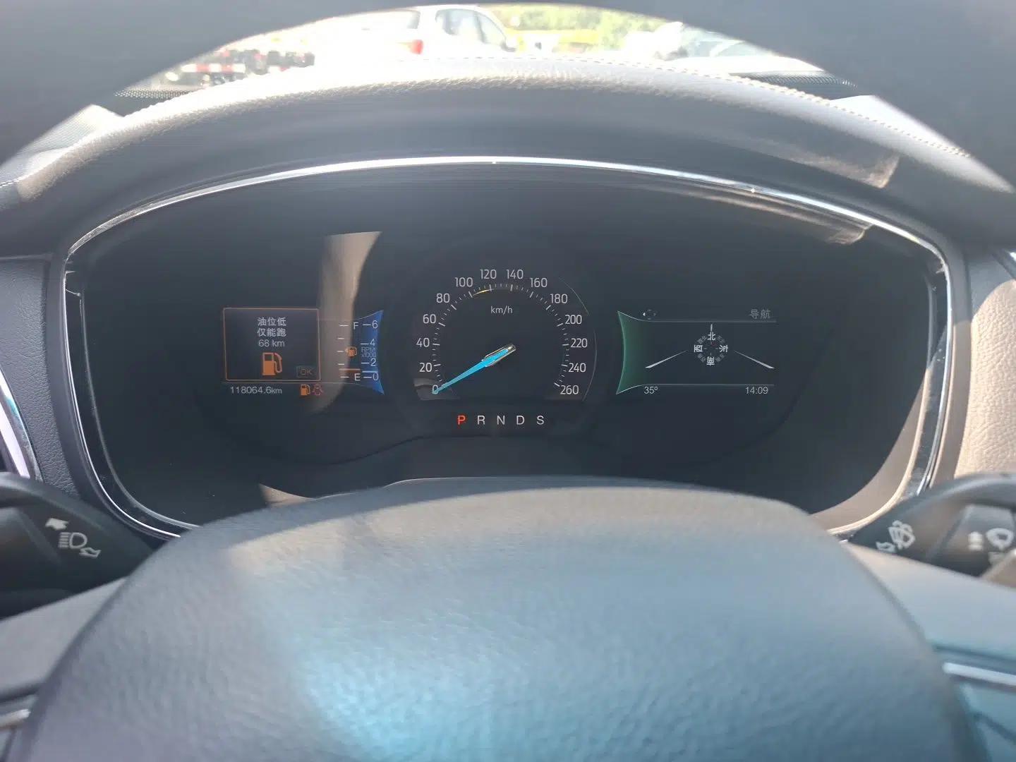 Ford Taurus 2015 EcoBoost 245 Fashion Edition — миниатюра 11