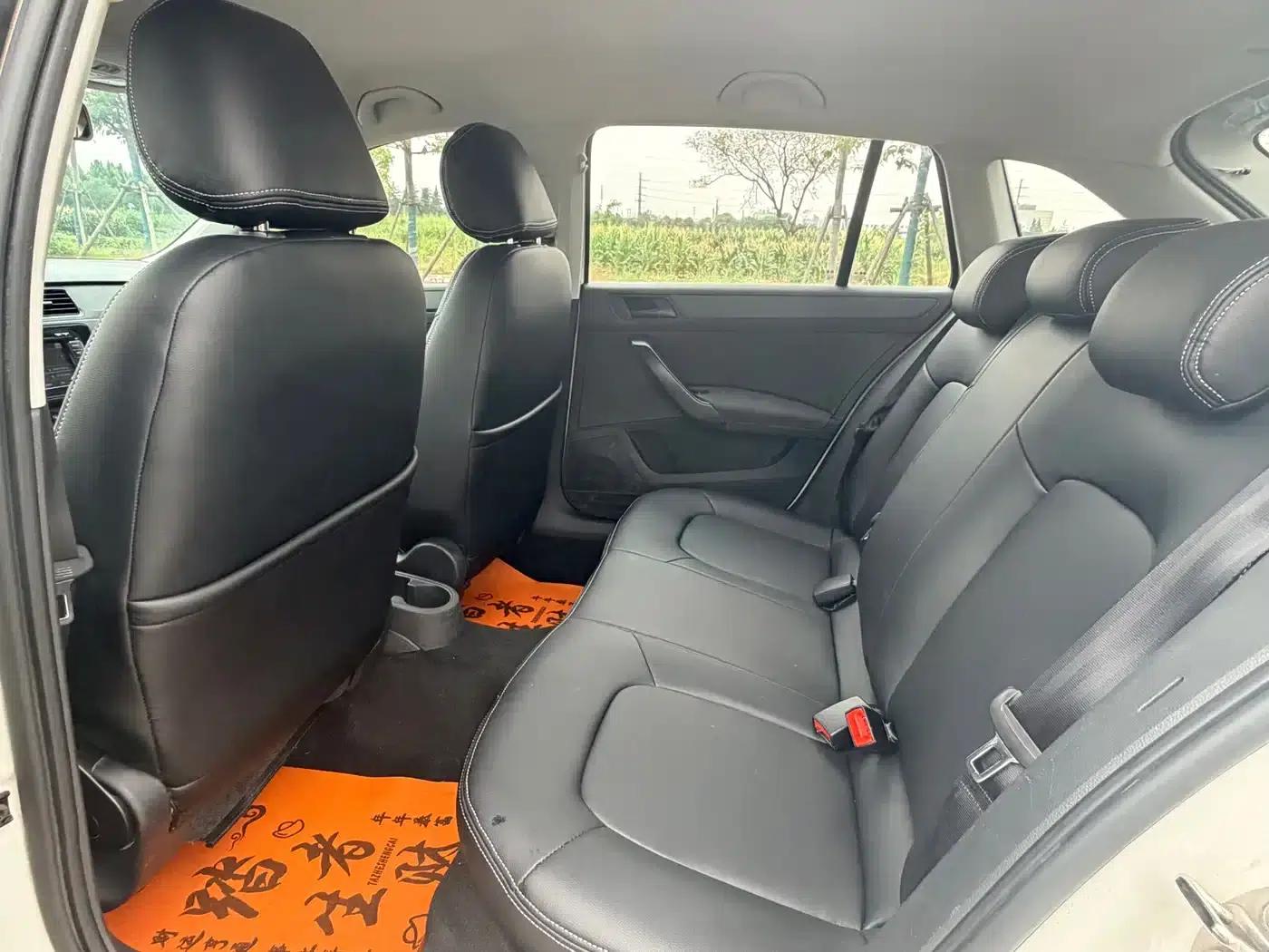 Rapid Spaceback 2016 Facelift 1.6L Automatic — миниатюра 6