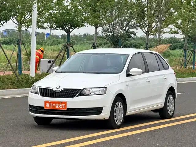 Rapid Spaceback 2016 Facelift 1.6L Automatic