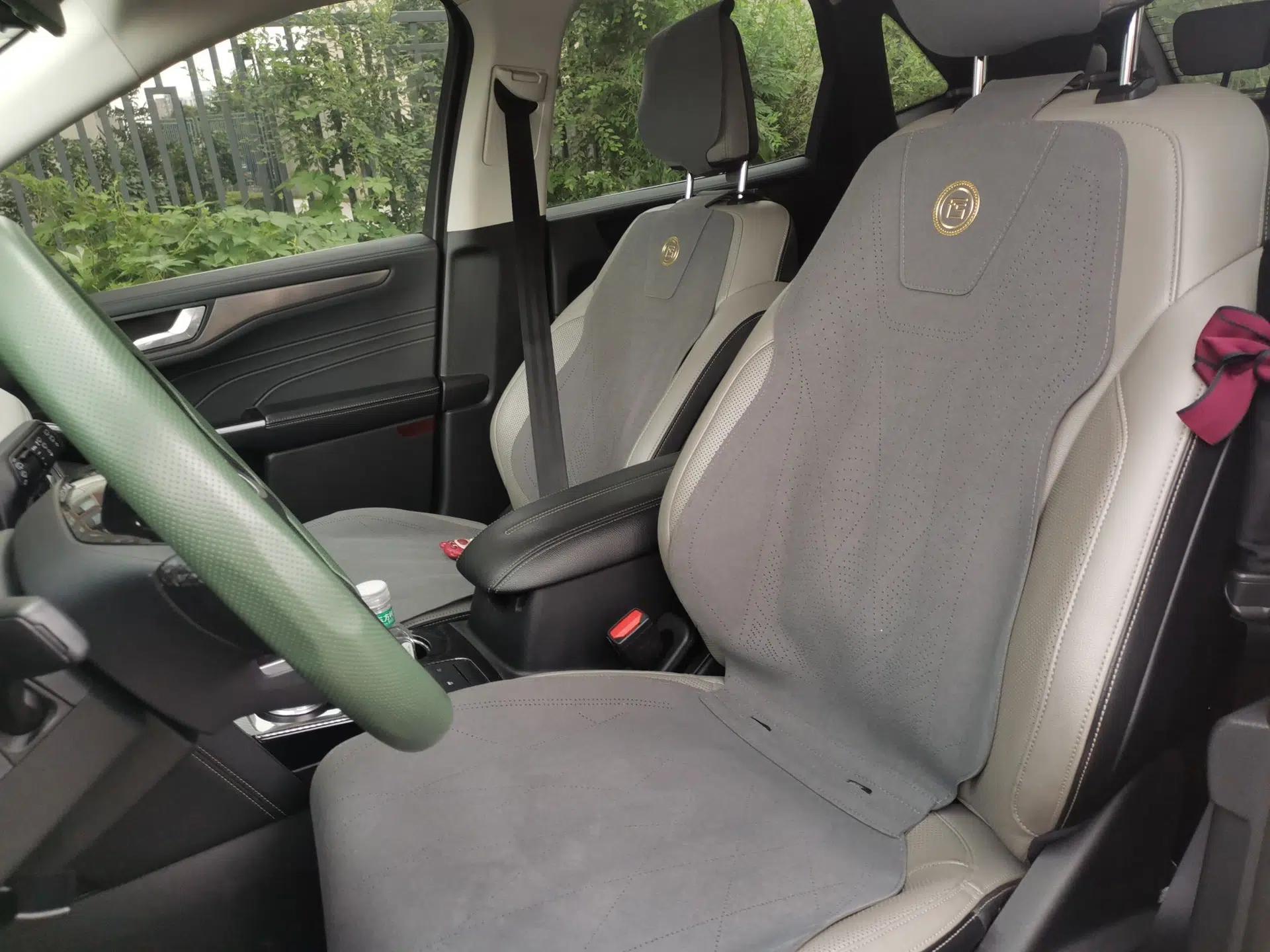Ford Escape 2020 EcoBoost 245 Four-Wheel Drive Titanium Edition — миниатюра 15