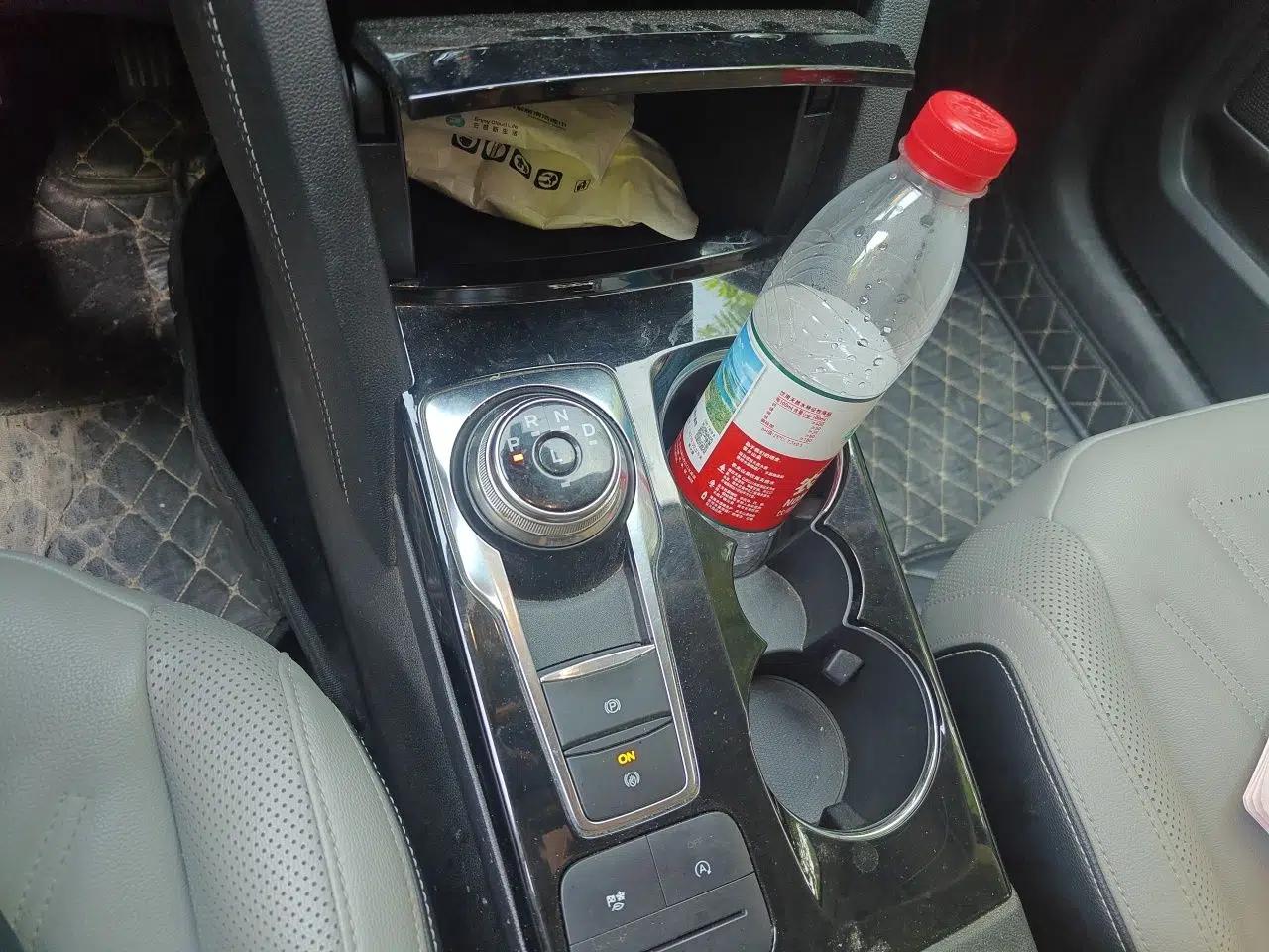 Ford Escape 2020 EcoBoost 245 Two-Wheel Drive Smart & Enjoyment Model — миниатюра 14