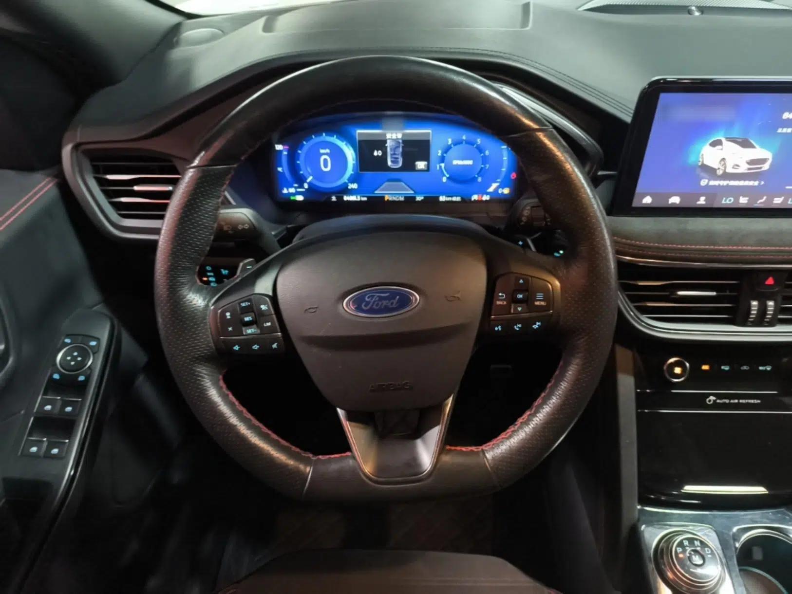 Ford Escape 2020 EcoBoost 245 Four-Wheel Drive ST-LINE Deluxe Edition — миниатюра 13