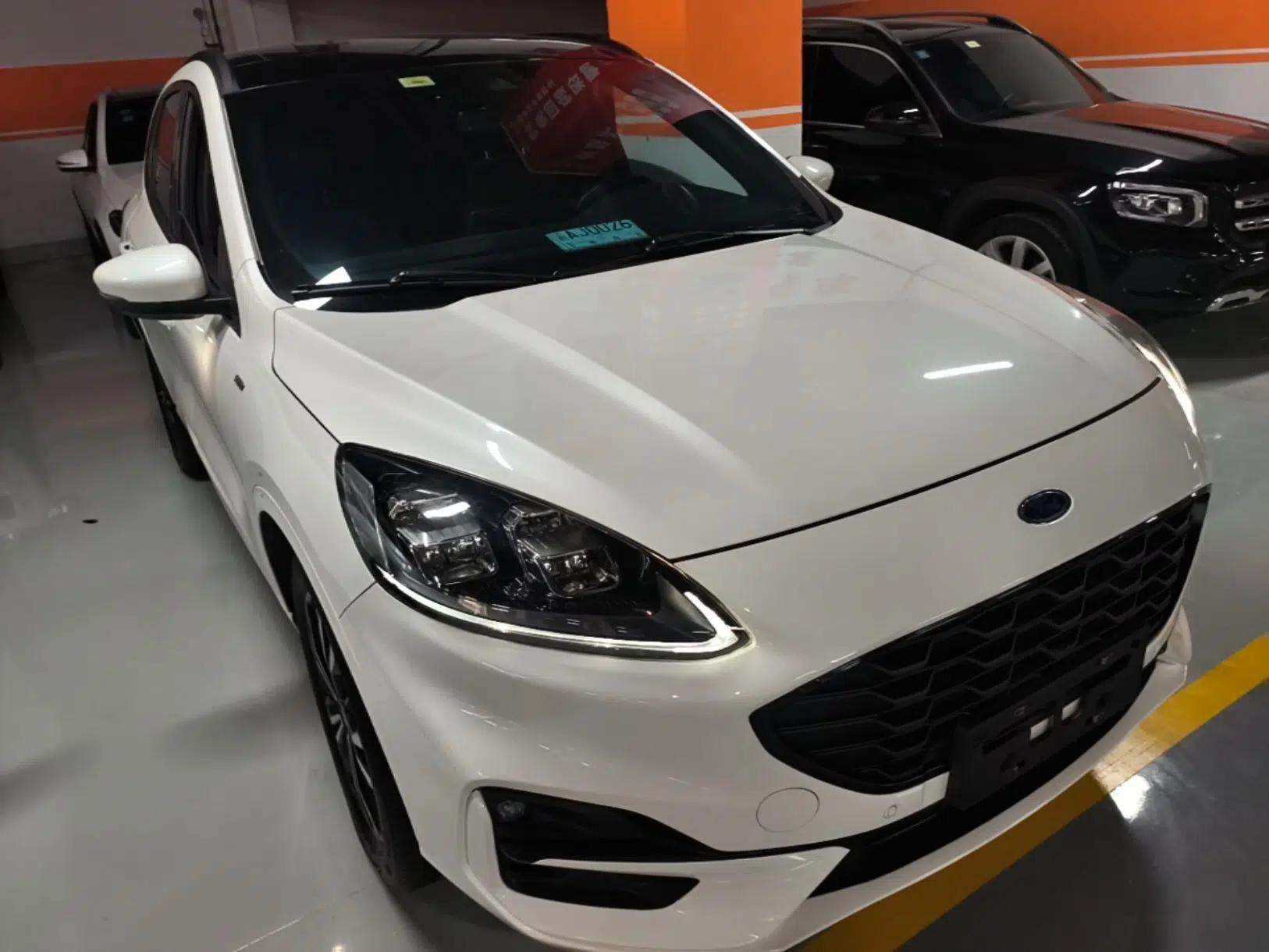 Ford Escape 2020 EcoBoost 245 Four-Wheel Drive ST-LINE Deluxe Edition — миниатюра 3