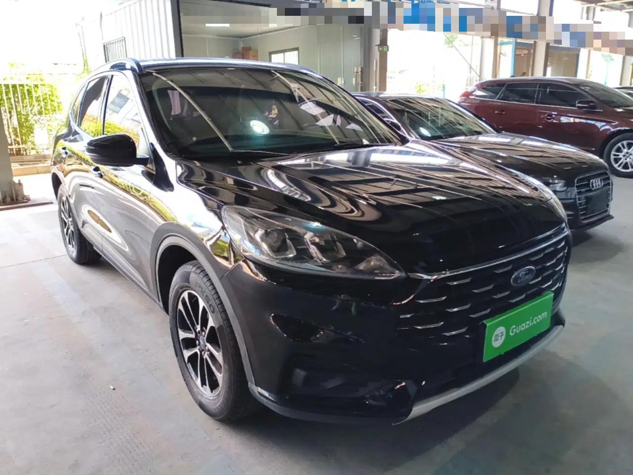 Ford Escape 2020 EcoBoost 245 Two-Wheel-Drive Comfort Edition — миниатюра 3