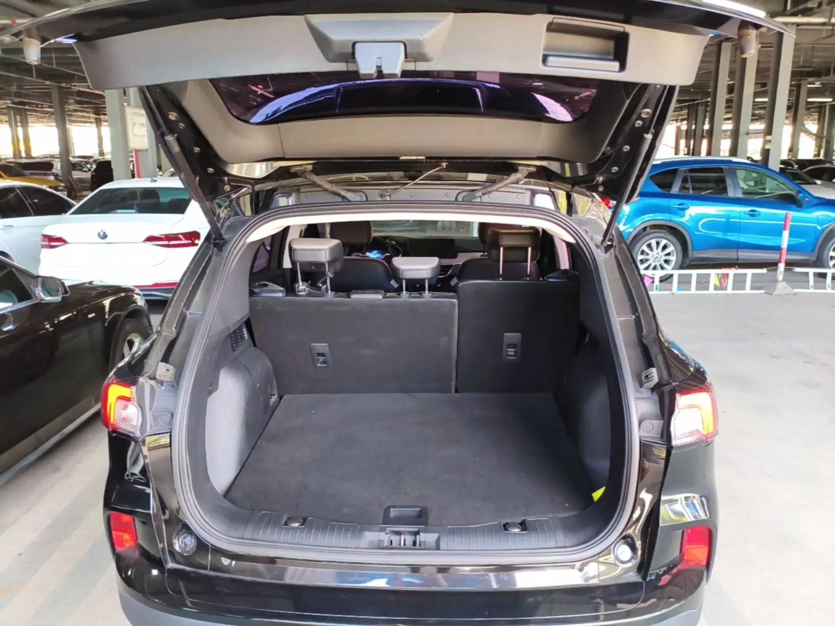 Ford Escape 2020 EcoBoost 245 Two-Wheel-Drive Comfort Edition — миниатюра 22