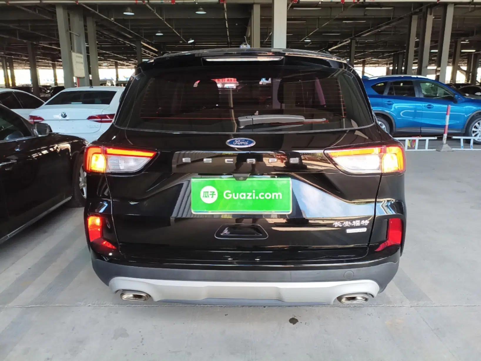 Ford Escape 2020 EcoBoost 245 Two-Wheel-Drive Comfort Edition — миниатюра 5