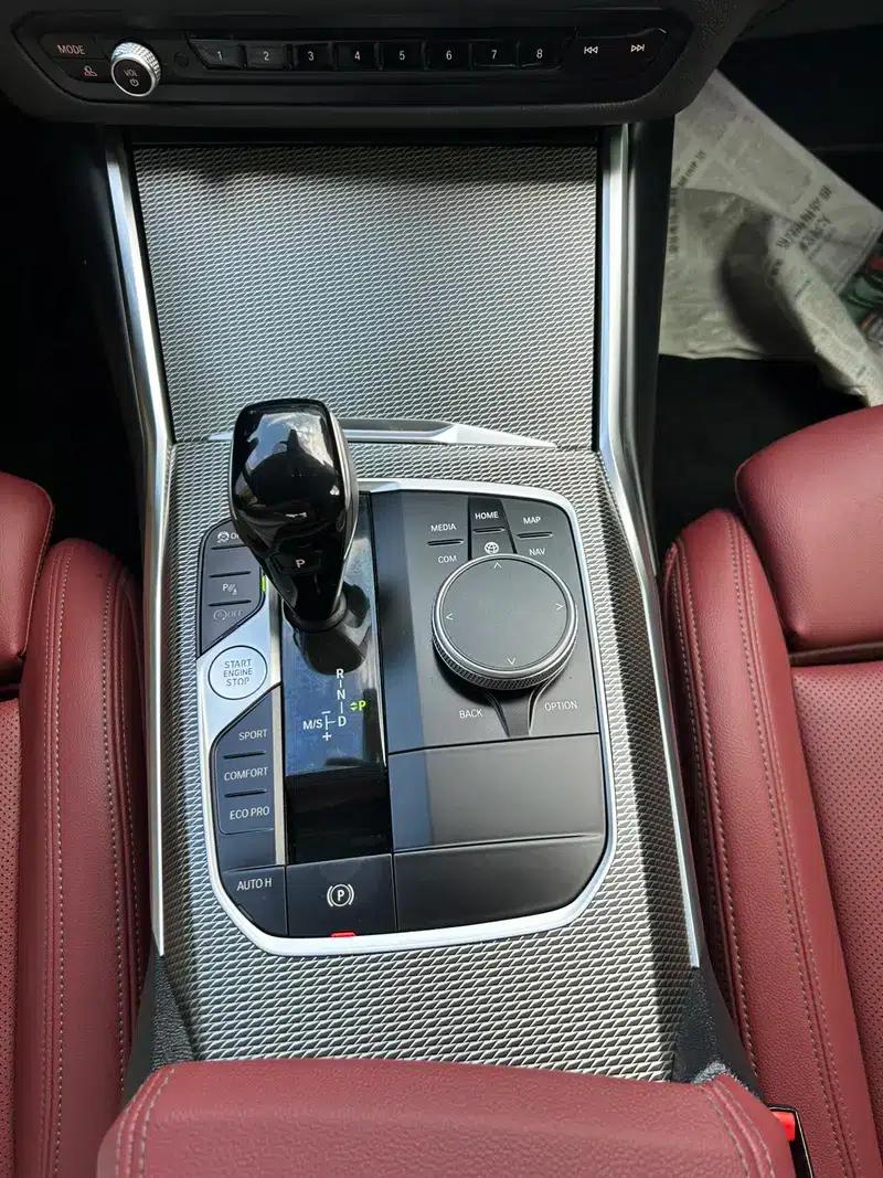 2022 BMW 3 Series 325i M Sport Shadow Edition — миниатюра 17