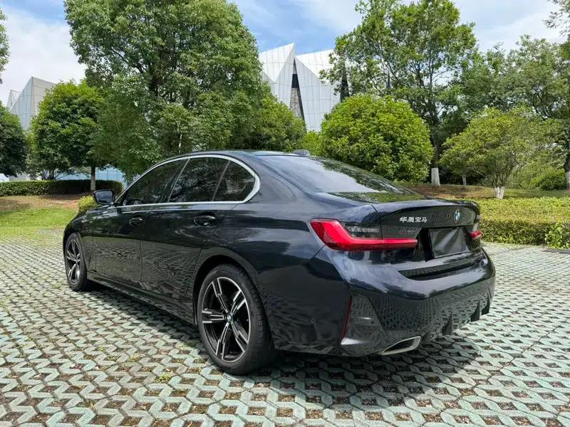 2023 BMW 3 Series 325i M Sport Package — миниатюра 4