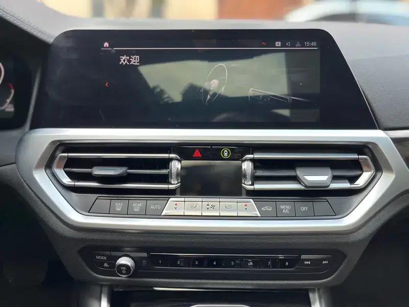 2020 BMW 3 Series 325Li M Sport Package — миниатюра 16