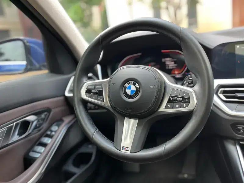 2020 BMW 3 Series 325Li M Sport Package — миниатюра 18