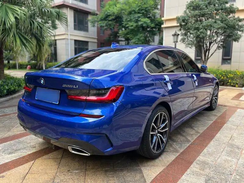2020 BMW 3 Series 325Li M Sport Package — миниатюра 7