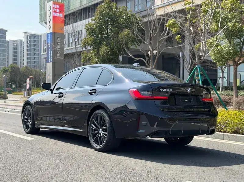 2023 BMW 3 Series 325Li M Sport Package — миниатюра 5