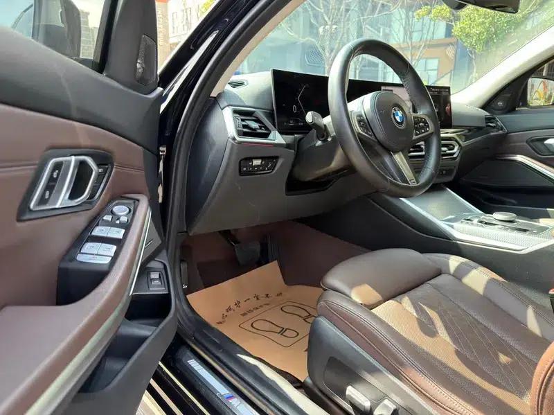 2023 BMW 3 Series 325Li M Sport Package — миниатюра 9
