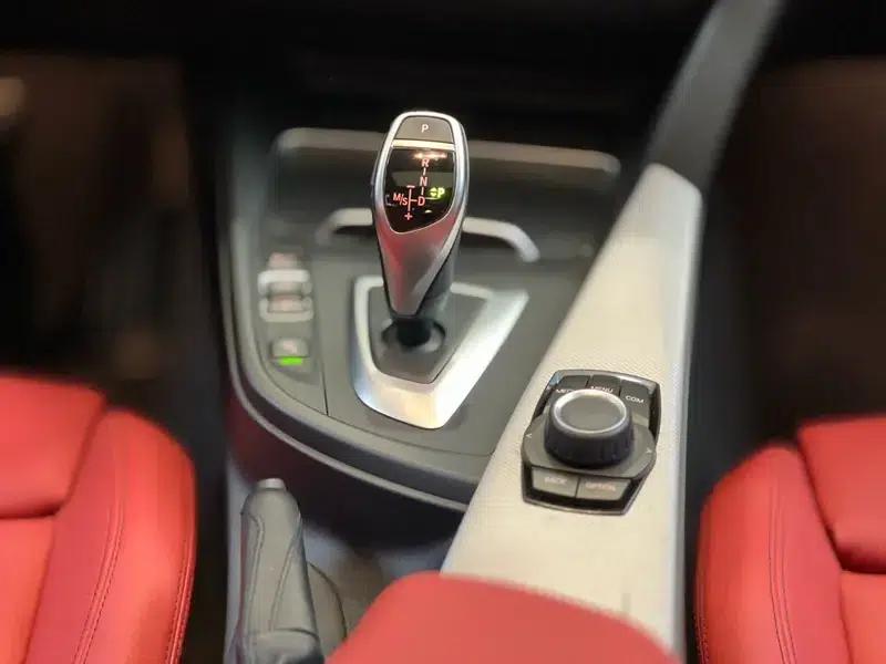 2019 BMW 3 Series 320i M Sport Package — миниатюра 13