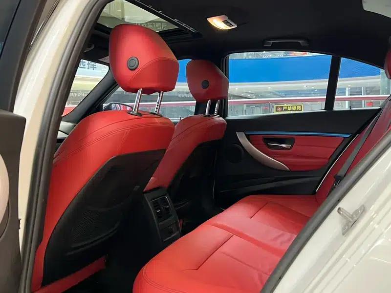 2019 BMW 3 Series 320i M Sport Package — миниатюра 15