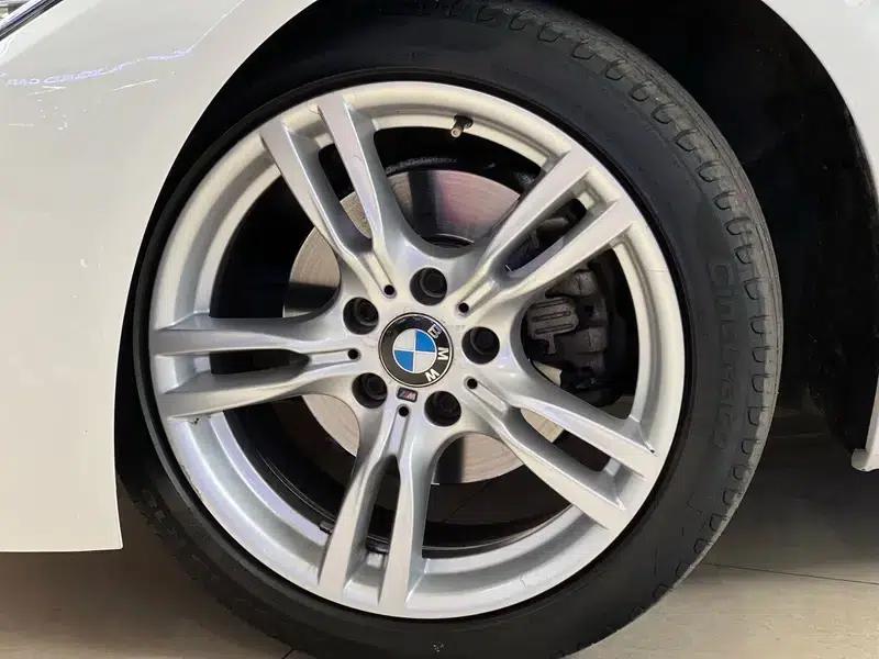 2019 BMW 3 Series 320i M Sport Package — миниатюра 7