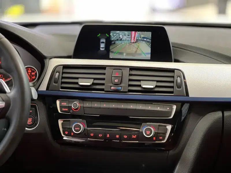 2019 BMW 3 Series 320i M Sport Package — миниатюра 10