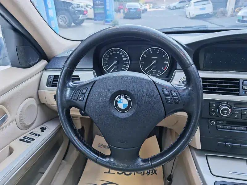 2011 BMW 3 Series 320i Luxury — миниатюра 20