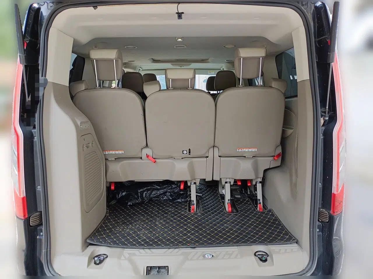 Ford Tourneo Custom 2017 2.0T Automatic Elite Edition — миниатюра 19