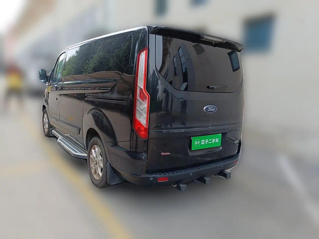 Ford Tourneo Custom 2017 2.0T Automatic Elite Edition — миниатюра 4