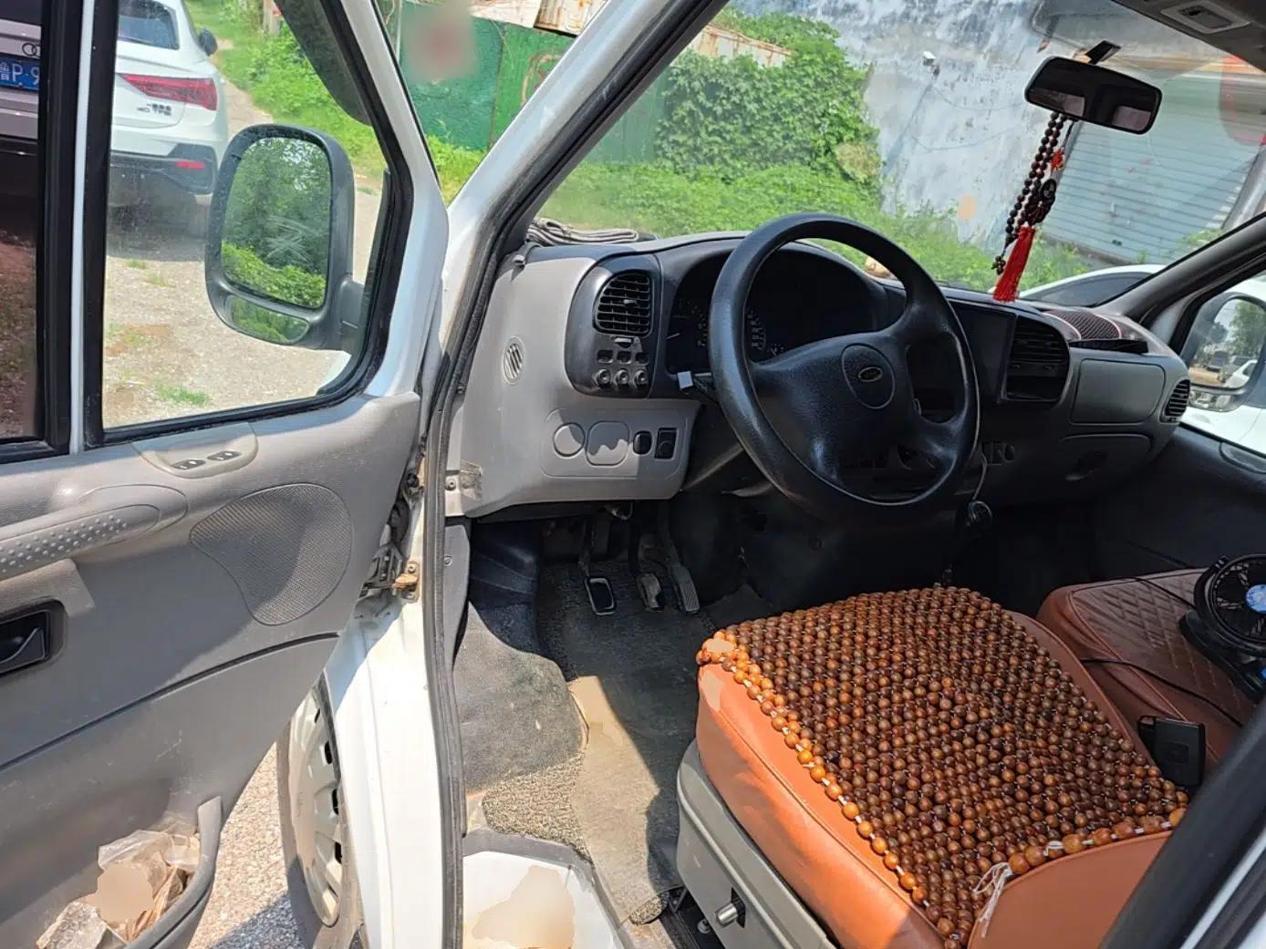 Ford Classic Transit 2013 2.8T Diesel Logistics Model with Short Wheelbase and Mid-Roof JX493ZLQ4 — миниатюра 16