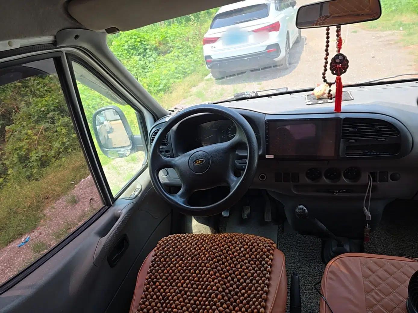Ford Classic Transit 2013 2.8T Diesel Logistics Model with Short Wheelbase and Mid-Roof JX493ZLQ4 — миниатюра 10