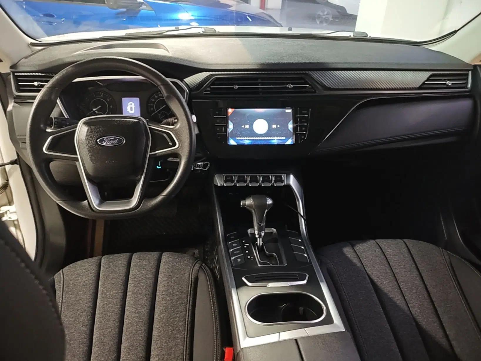 Ford Territory 2019 Custom Edition — миниатюра 12