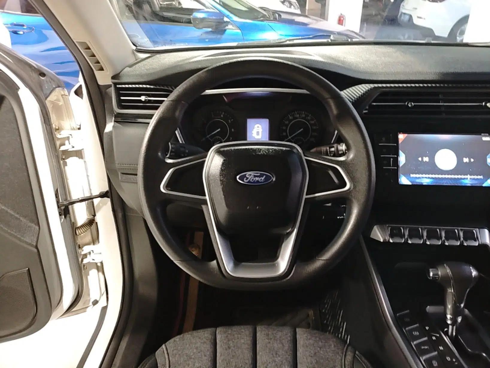 Ford Territory 2019 Custom Edition — миниатюра 13