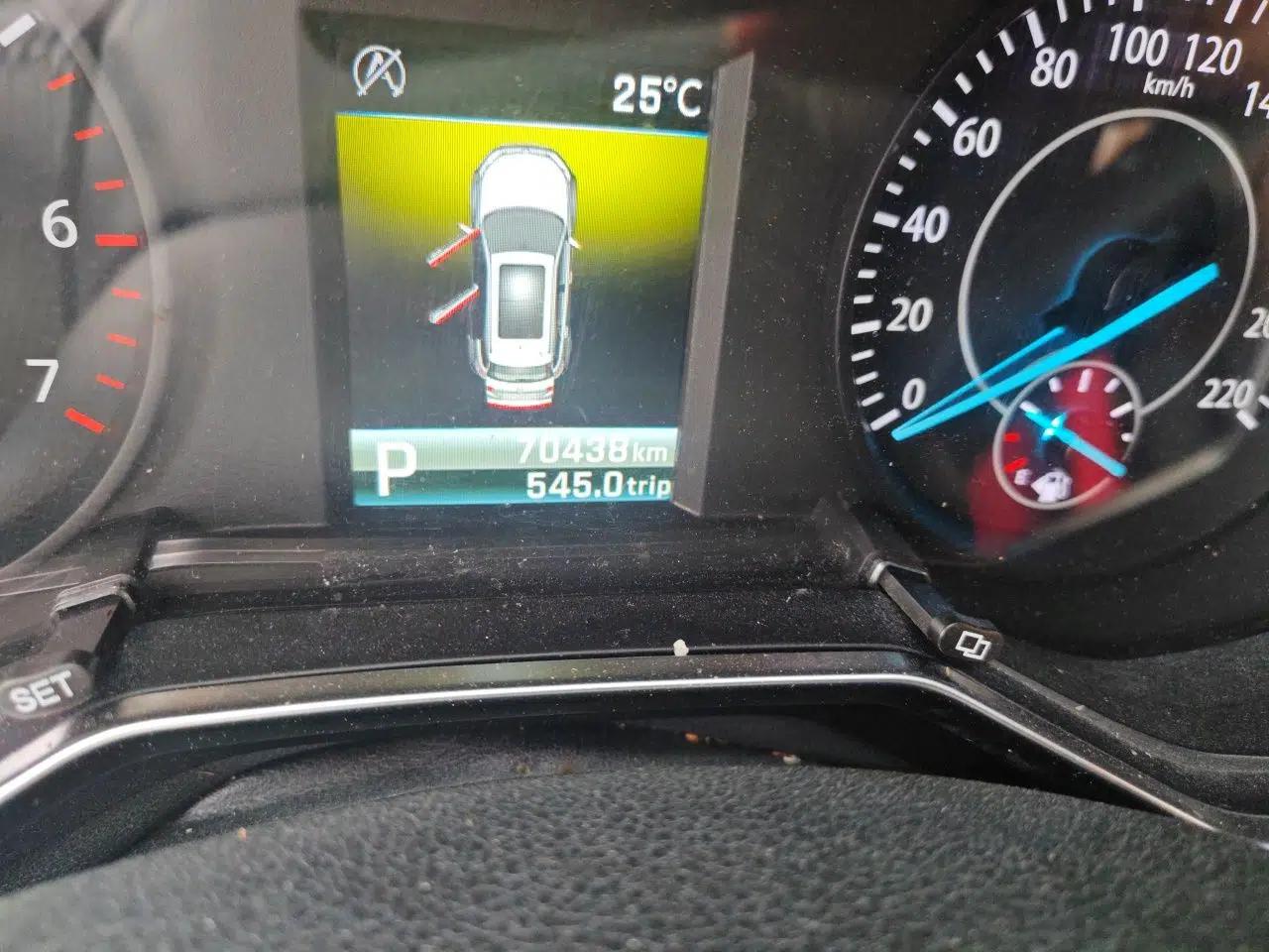 Ford Territory 2019 EcoBoost 145 CVT Prestige Model China VI Standard — миниатюра 12