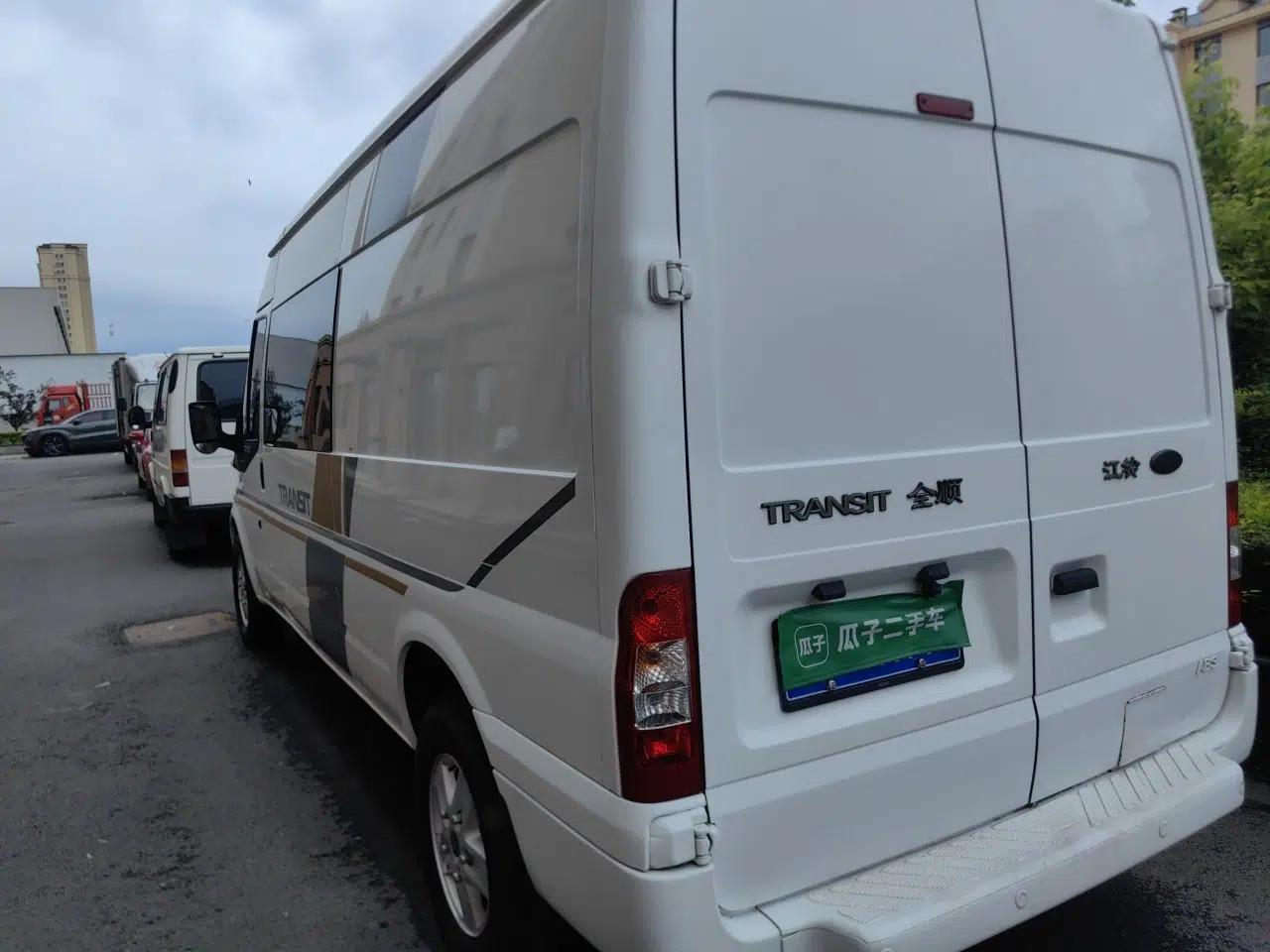 Ford Transit Custom New Transit, 5.8 meters long, 2.0 meters wide, 2.8 meters high, 2.4T manual diesel, 5 seats. — миниатюра 4