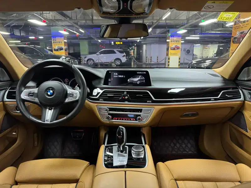 2018 BMW 7 Series 740Li xDrive Luxury M Sport Package — миниатюра 36