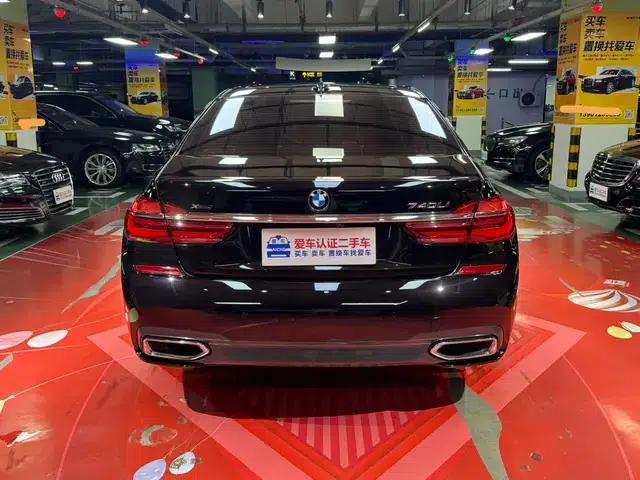 2018 BMW 7 Series 740Li xDrive Luxury M Sport Package — миниатюра 5