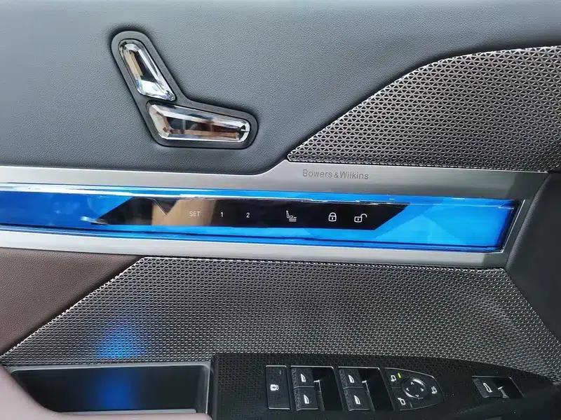 2023 BMW 7 Series 735Li Luxury Package — миниатюра 13