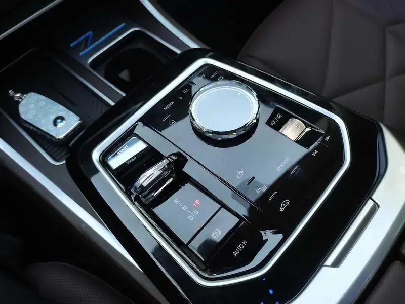 2023 BMW 7 Series 735Li Luxury Package — миниатюра 19