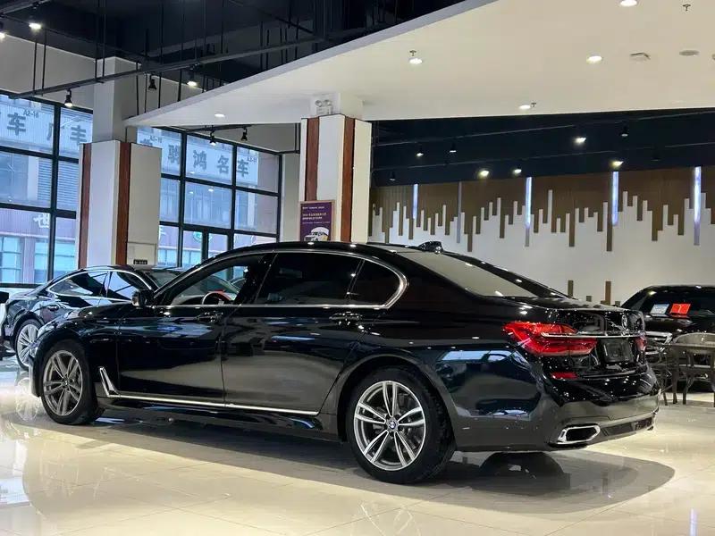 2018 BMW 7 Series 730Li Leading Edition M Sport Package — миниатюра 4