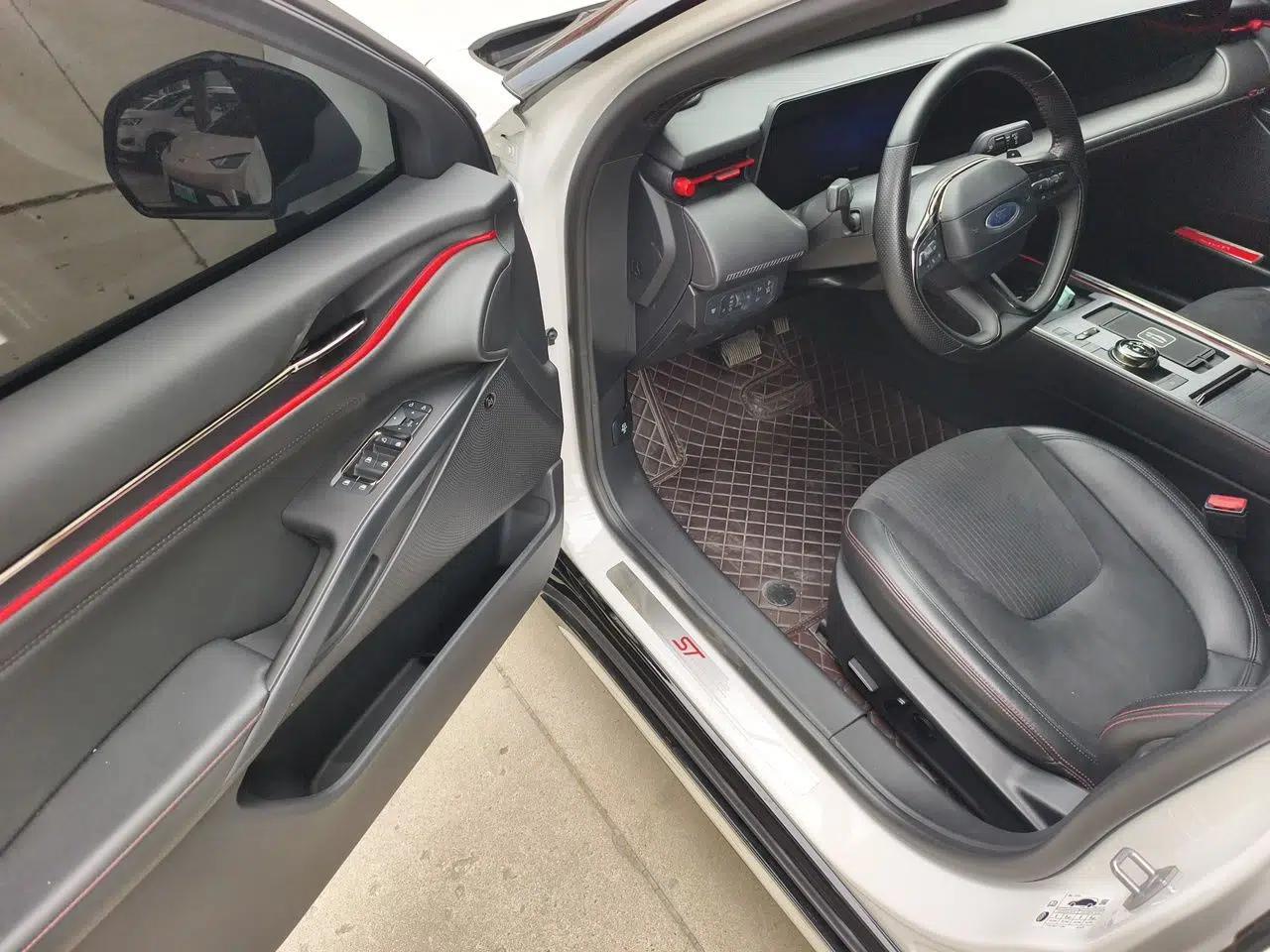 Ford EVOS 2022 EcoBoost 245 Sport Edition — миниатюра 16
