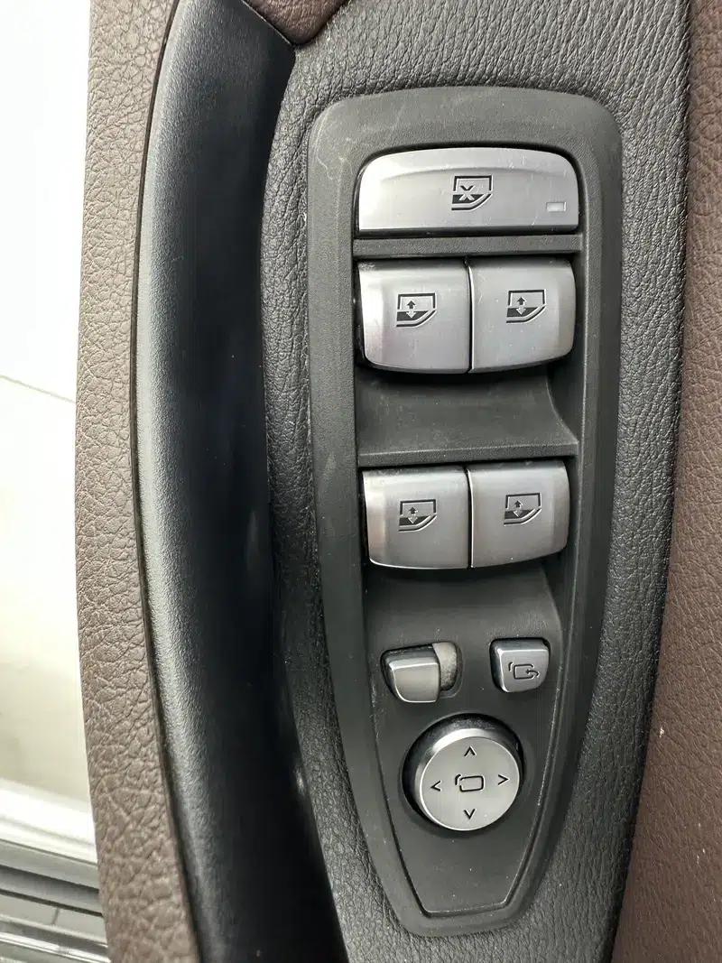 BMW X1 2022 sDrive20Li Fashion Edition — миниатюра 11